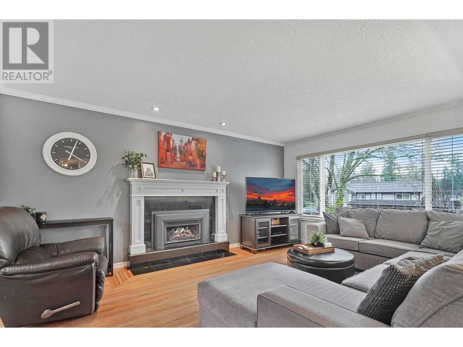 779 Adiron Avenue, Coquitlam, British Columbia  V3J 4K1 - Photo 3 - R3001025