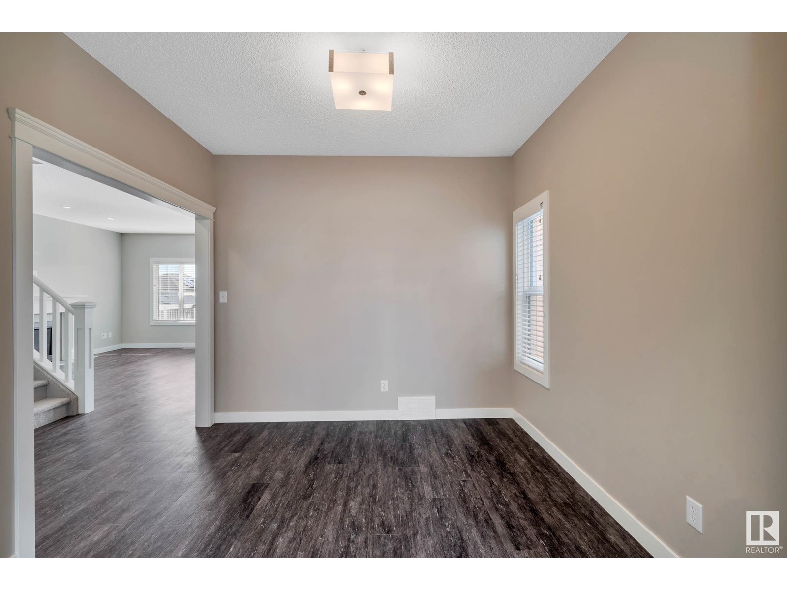 9863 222 St Nw, Edmonton, Alberta  T5T 7J1 - Photo 5 - E4435730