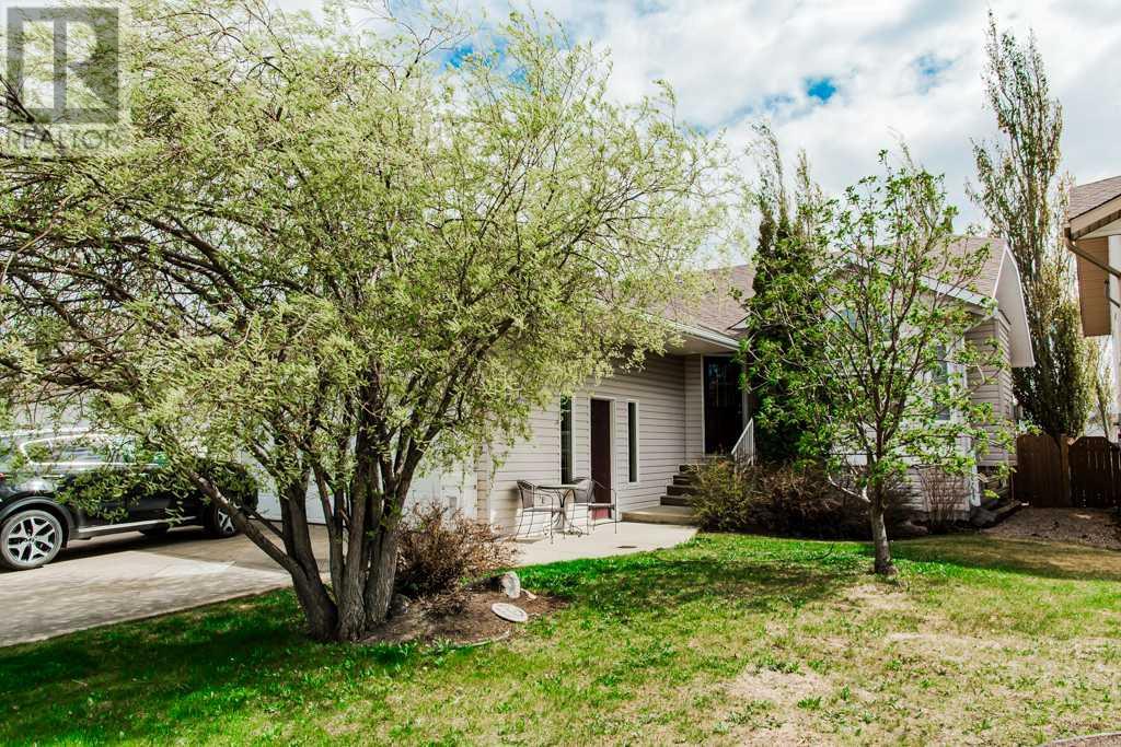 Property at 10617 119 Avenue image 4