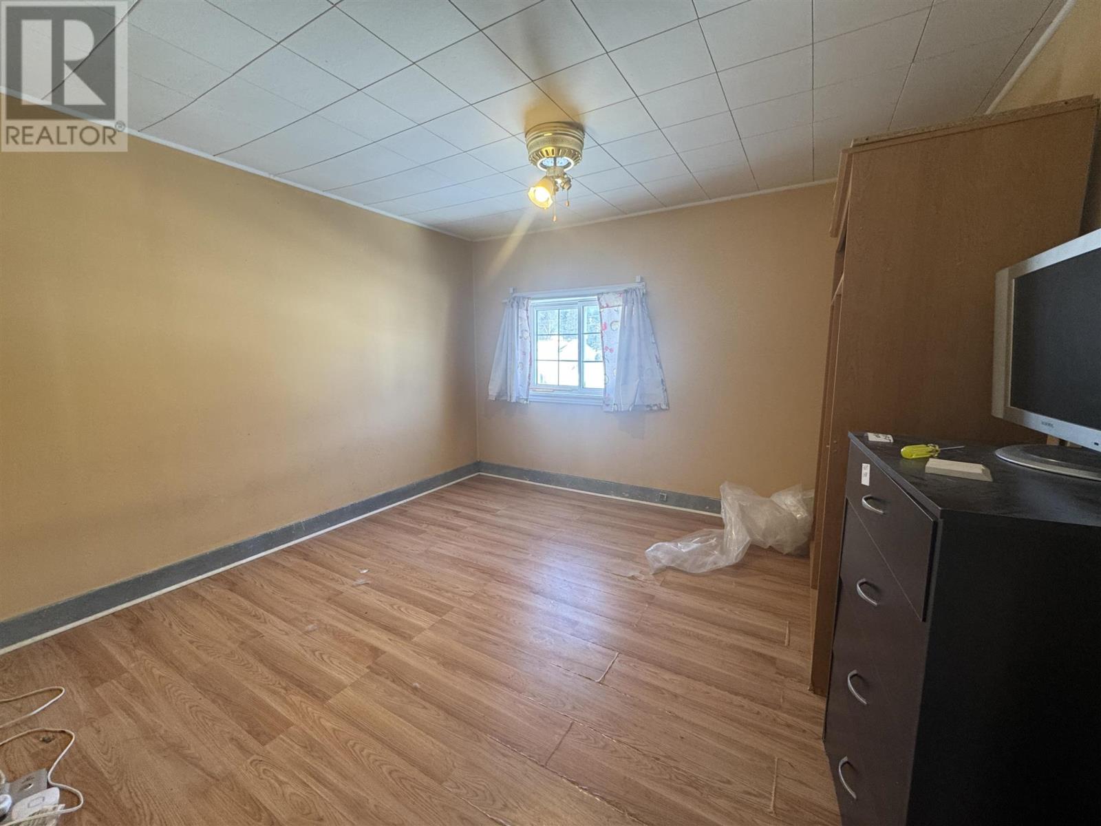 23 Ross Ave, Marathon, Ontario  P0T 2E0 - Photo 19 - TB250694