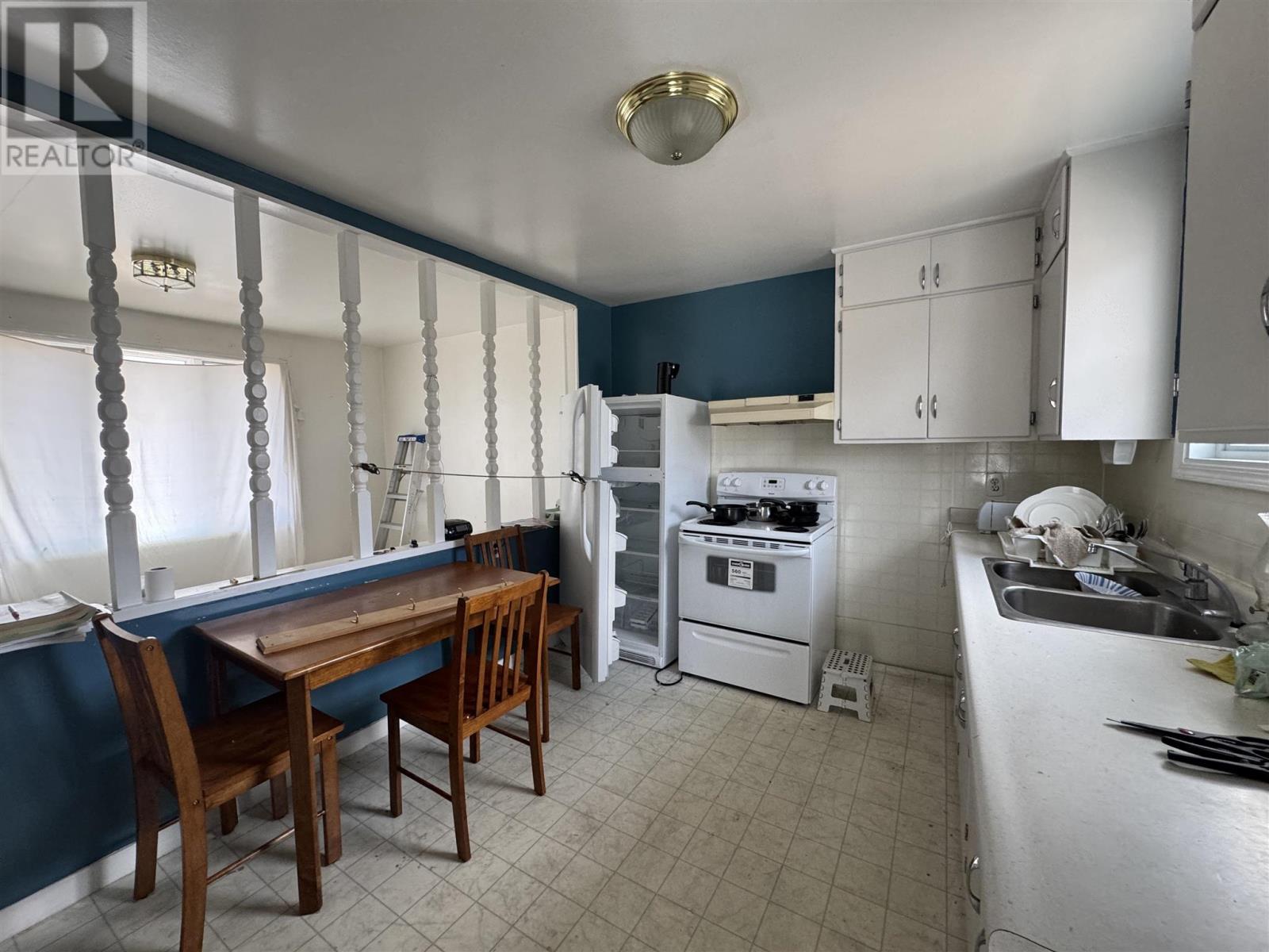 12 Redwing Ave, Manitouwadge, Ontario  P0T 2C0 - Photo 6 - TB251092