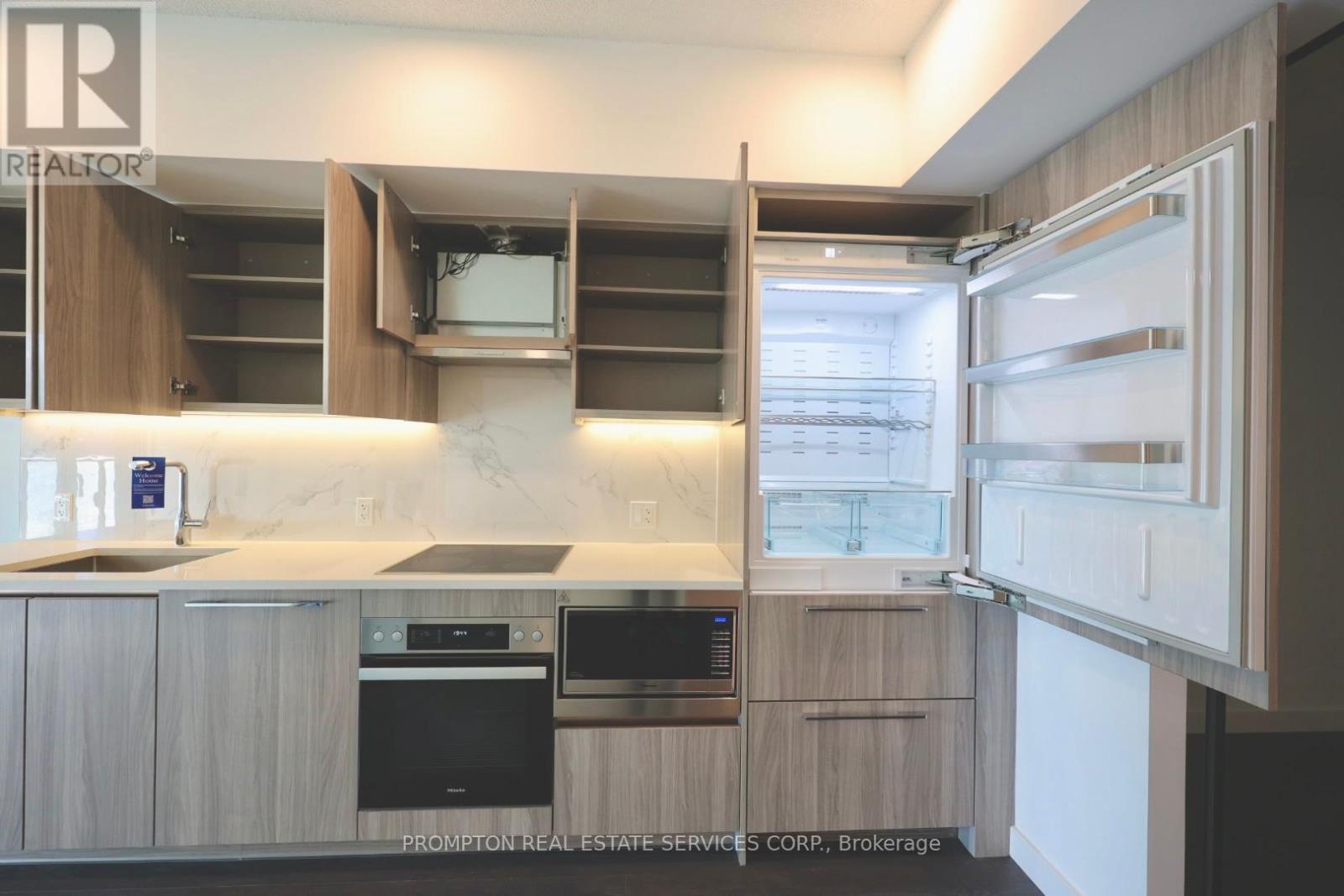 536 - 1 Concord Cityplace Way, Toronto, Ontario  M5V 0X3 - Photo 5 - C12139012