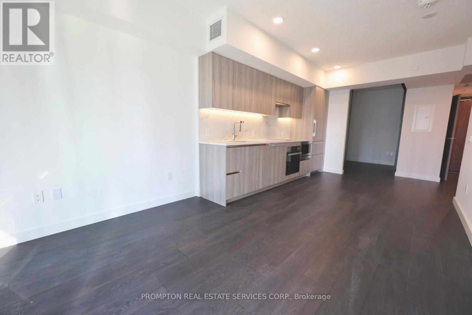 536 - 1 Concord Cityplace Way, Toronto, Ontario  M5V 0X3 - Photo 6 - C12139012