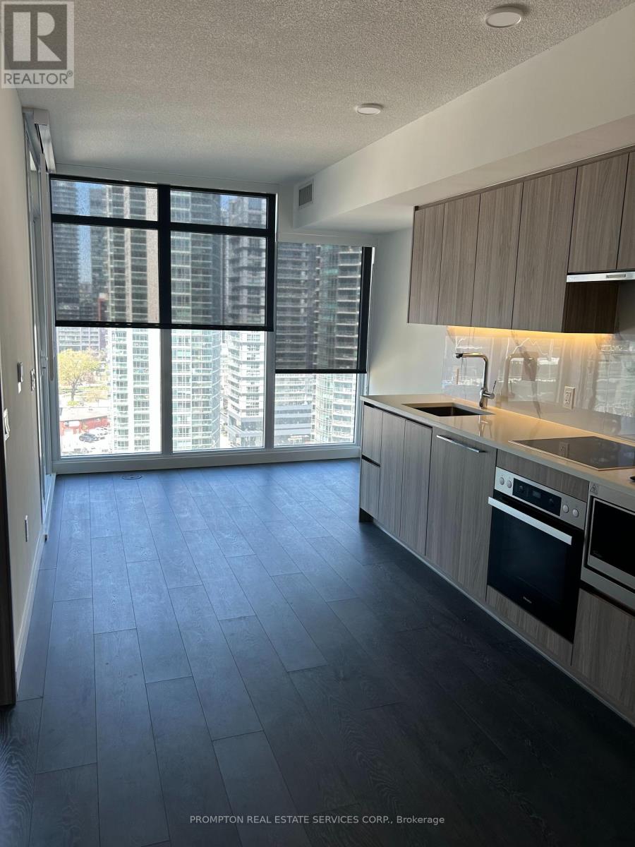 1712 - 1 Concord Cityplace Way, Toronto, Ontario  M5V 0X3 - Photo 6 - C12139029