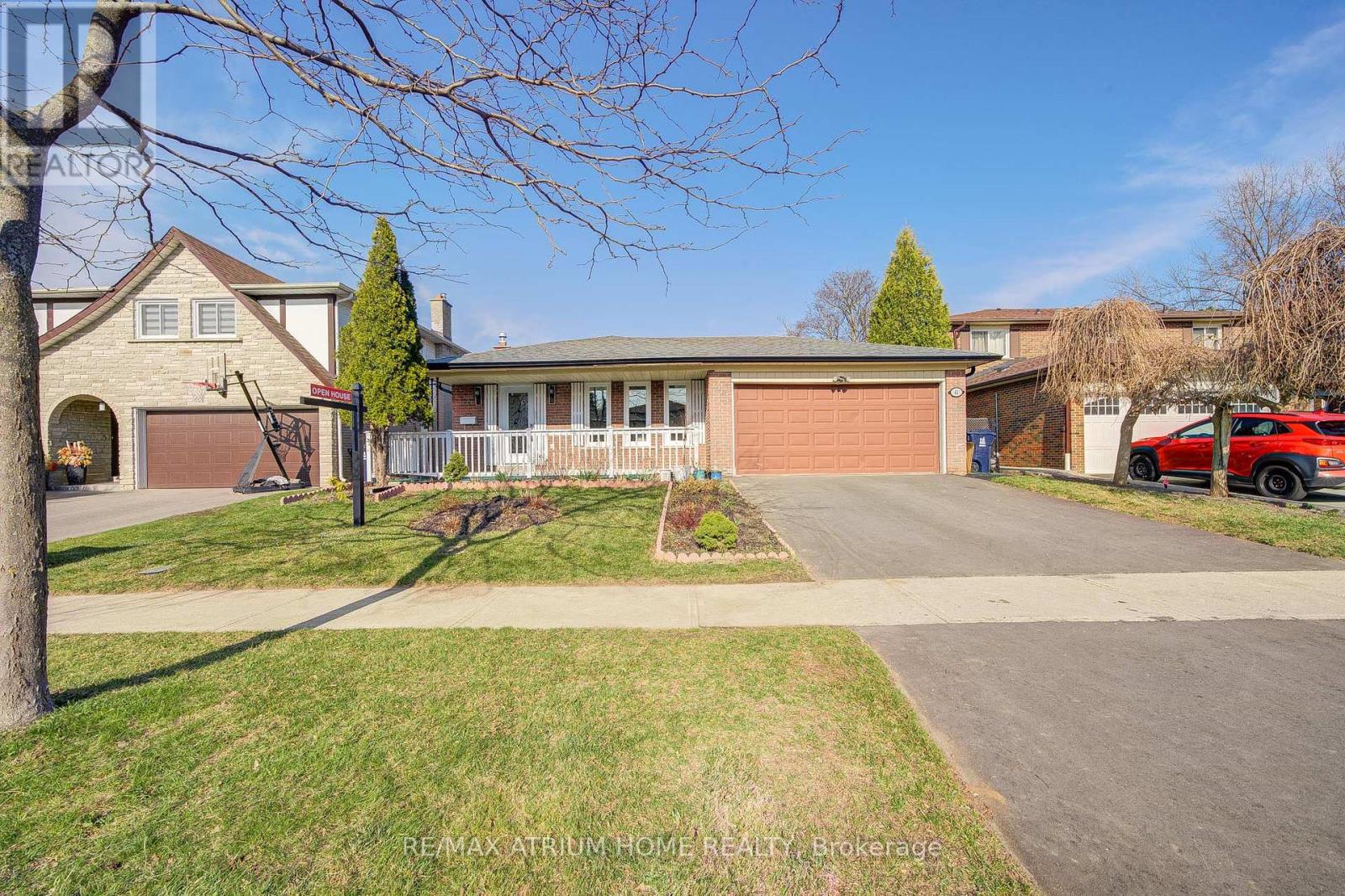 Property at 41 DAVISBROOK BOULEVARD image 1
