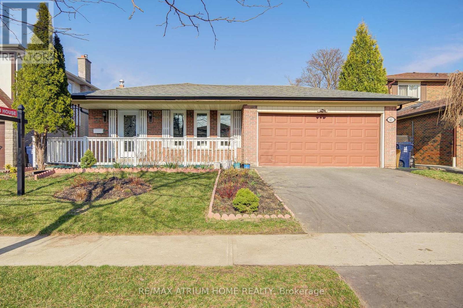 Property at 41 DAVISBROOK BOULEVARD image 2