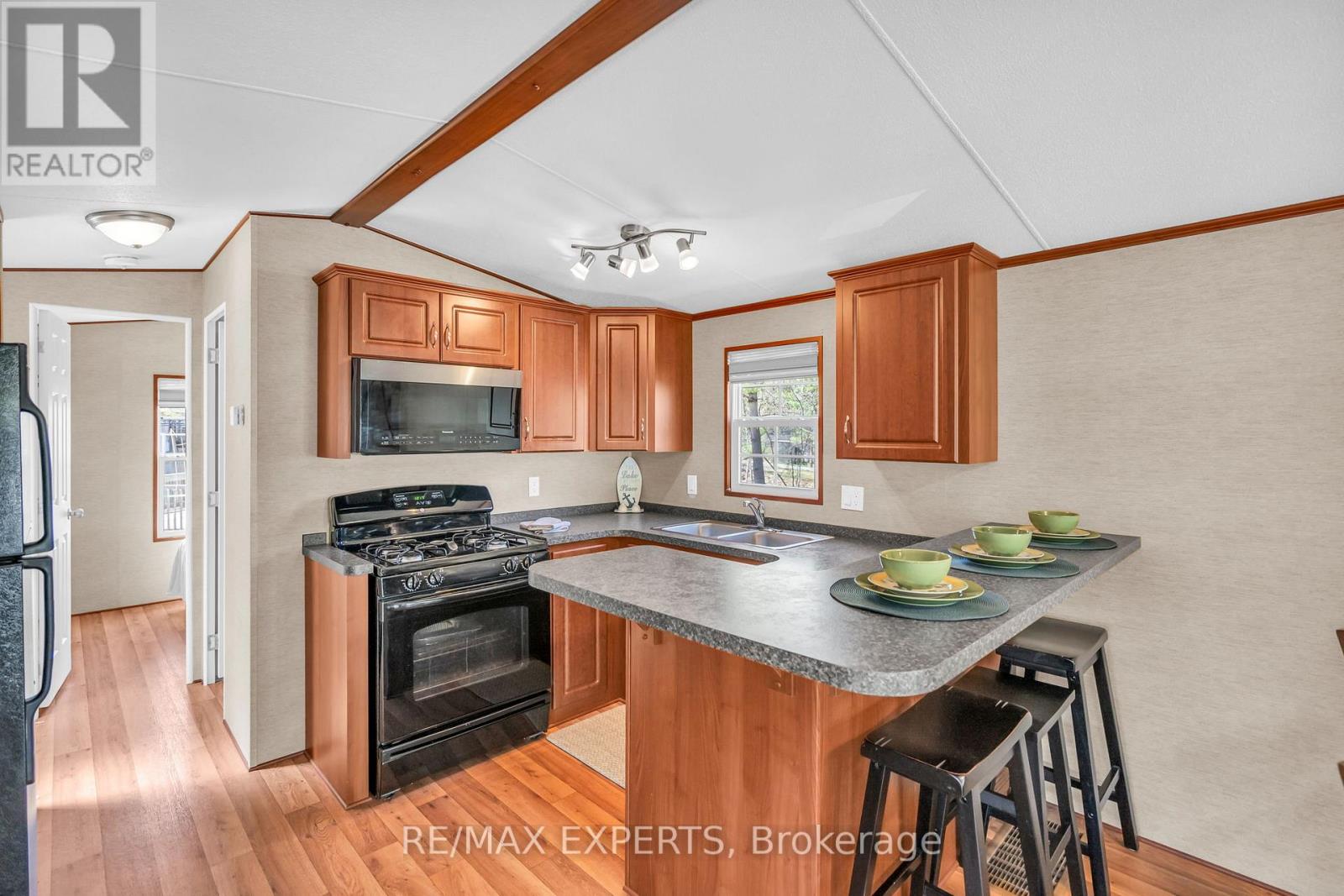 8 - 1336 S Morrison Lake Road, Gravenhurst, Ontario  P0E 1G0 - Photo 9 - X12137146