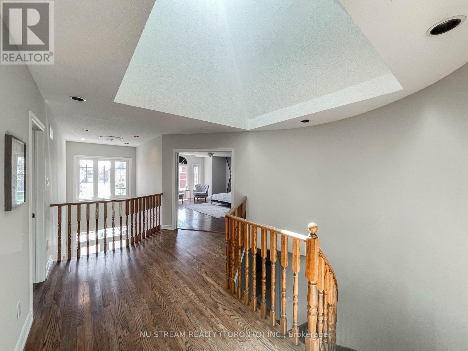 28 Sheila Crescent, Richmond Hill (Doncrest), Ontario  L4B 3A1 - Photo 12 - N12139007