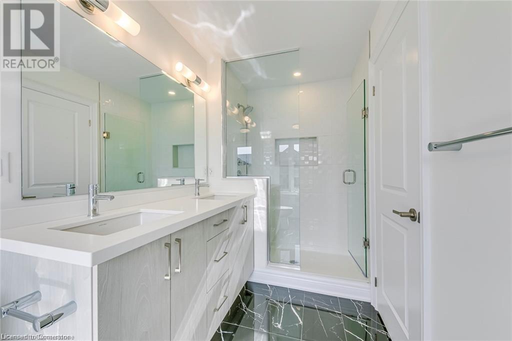 2273 Turnberry Road Unit# 8, Burlington, Ontario  L7M 2B2 - Photo 36 - 40726950