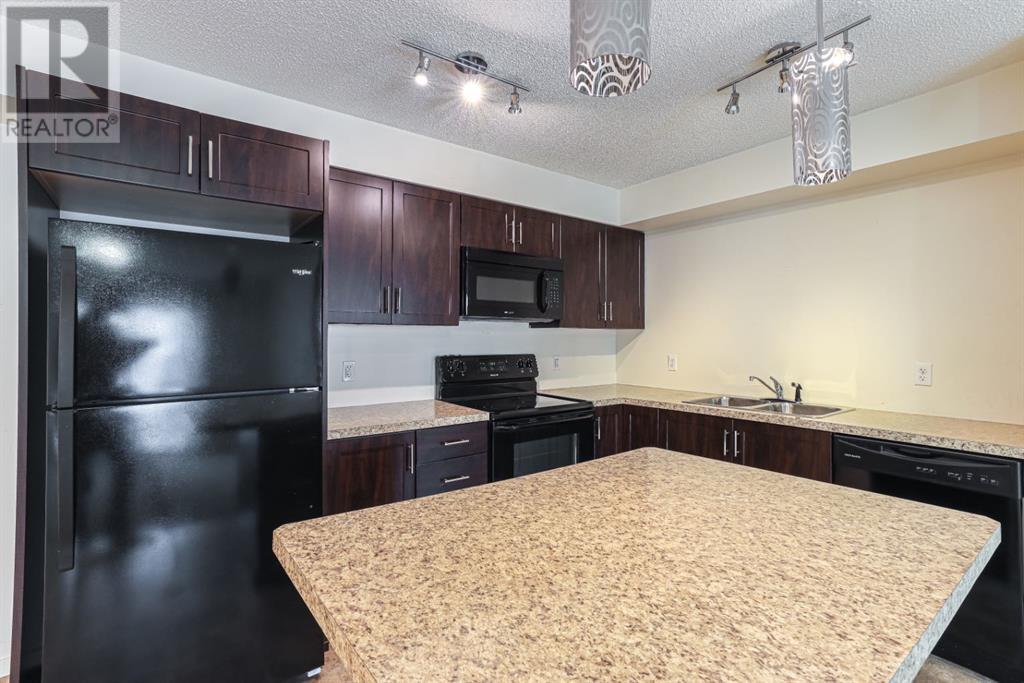 Property at 1205, 279 Copperpond Common SE image 4