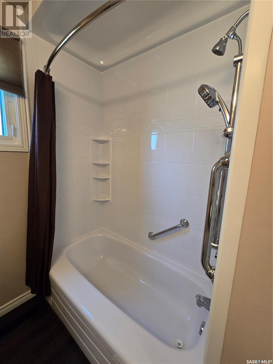 901 Francis Street, Grenfell, Saskatchewan  S0G 2B0 - Photo 29 - SK005369