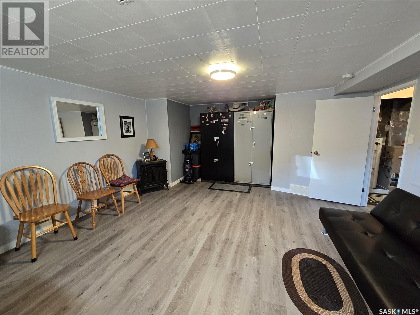 901 Francis Street, Grenfell, Saskatchewan  S0G 2B0 - Photo 36 - SK005369