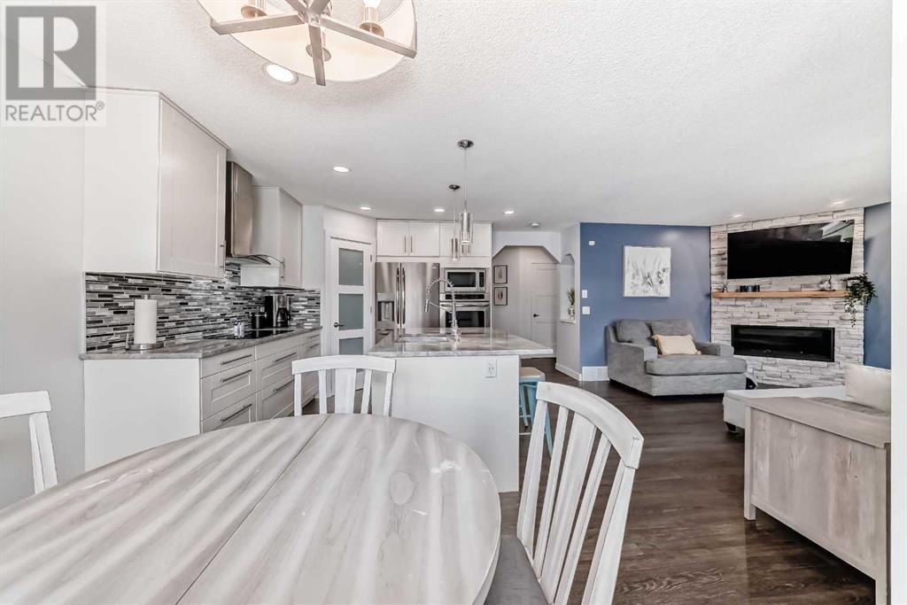 151 Fairways Drive Nw, Airdrie, Alberta  T4B 2R8 - Photo 17 - A2211510