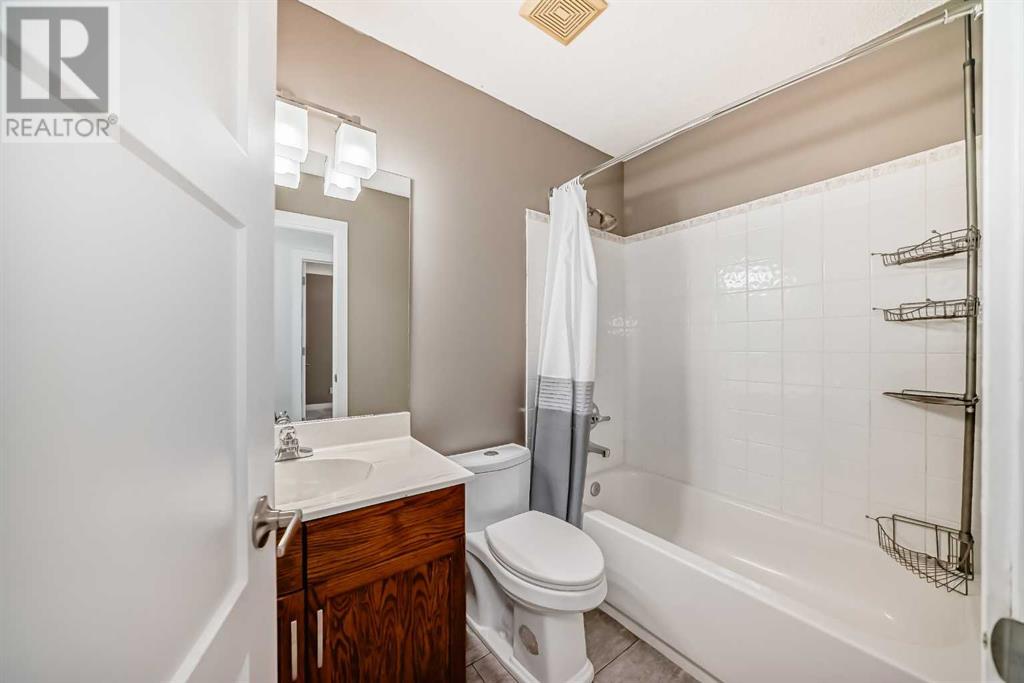 151 Fairways Drive Nw, Airdrie, Alberta  T4B 2R8 - Photo 30 - A2211510
