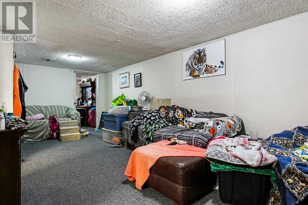 2602 44 Street Se, Calgary, Alberta  t2b 1j6 - Photo 15 - A2219325