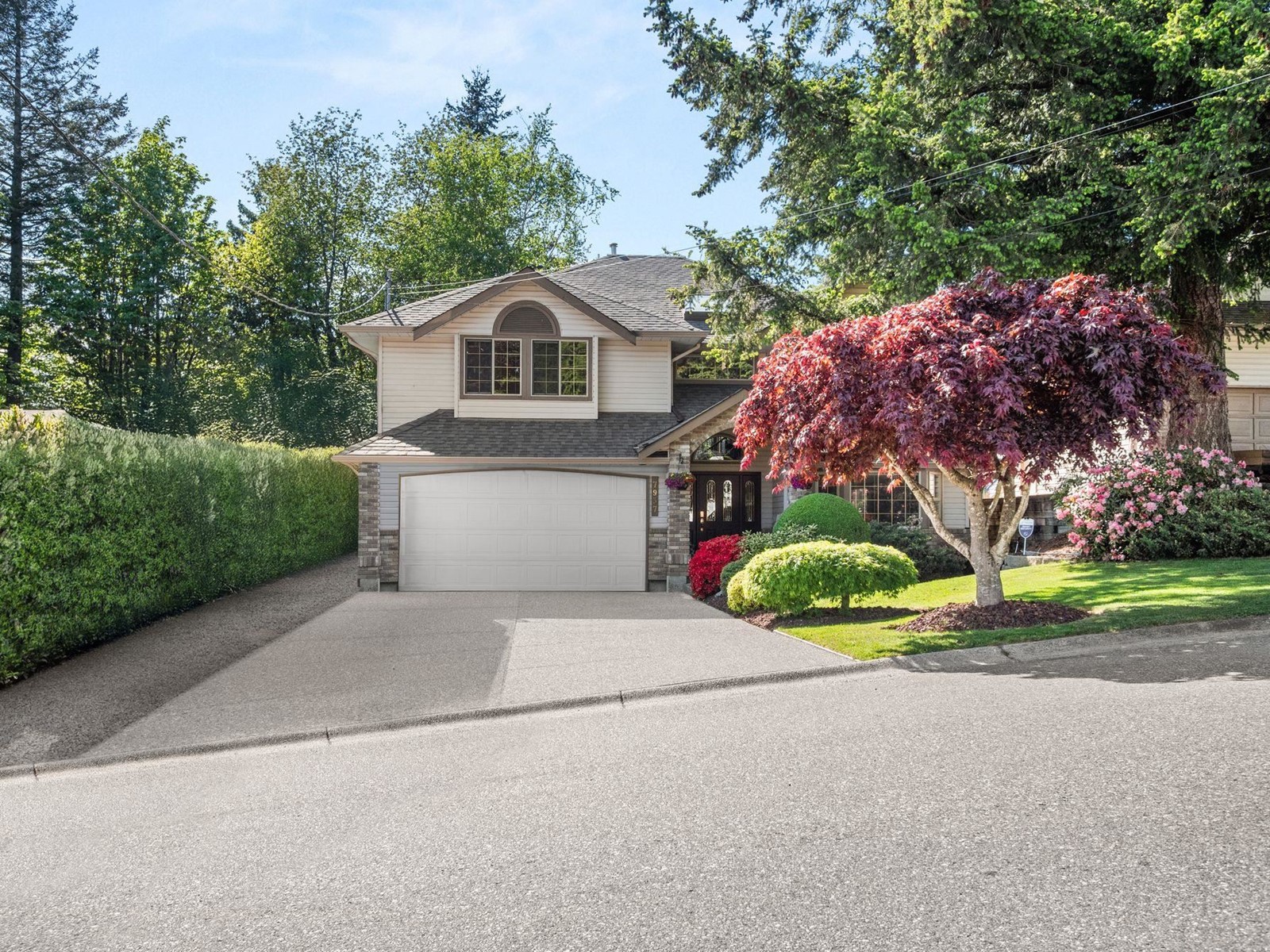 Property at 7937 BURDOCK STREET image 2