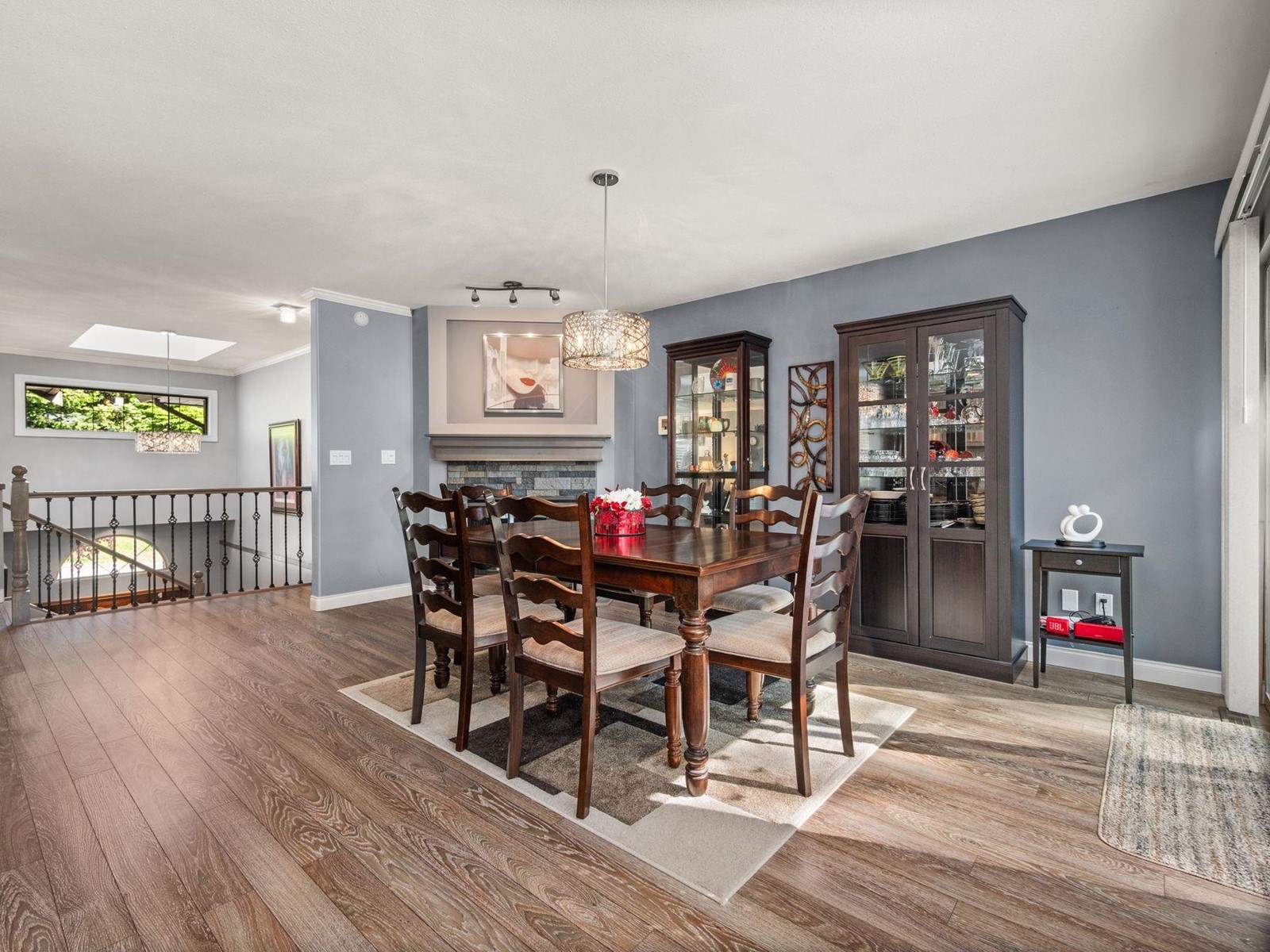 7937 Burdock Street, Mission, British Columbia  V2V 4Y5 - Photo 8 - R3000267