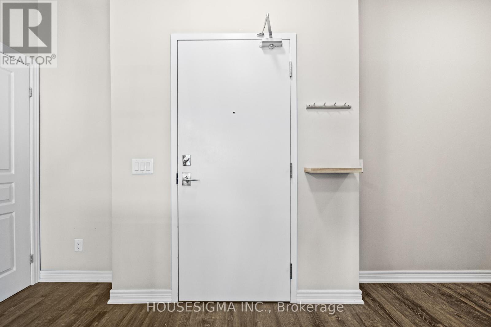 322 - 457 Plains Road E, Burlington, Ontario  L7T 0B8 - Photo 6 - W12139032