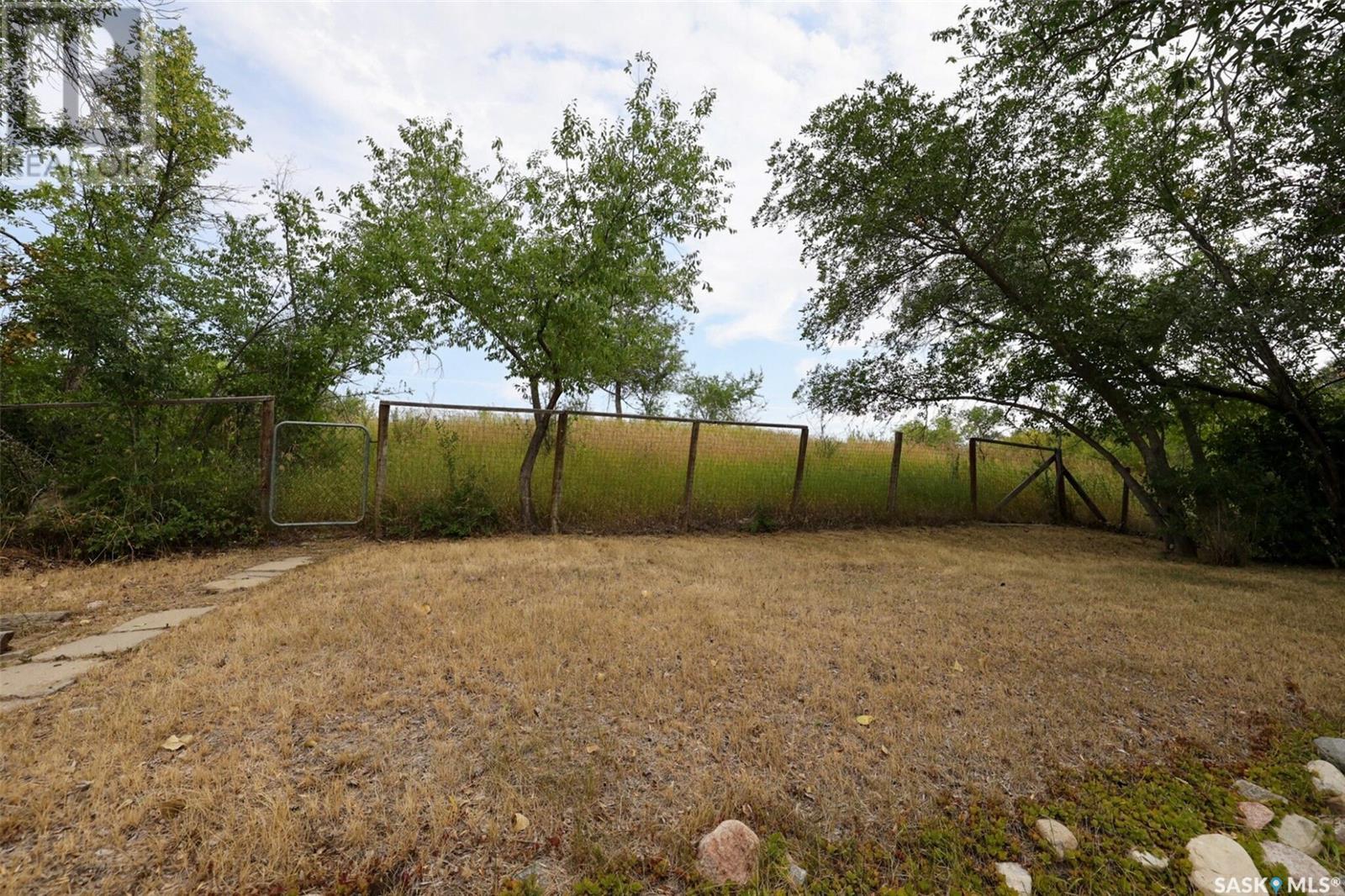 Property at 52 Lakeshore DRIVE image 5