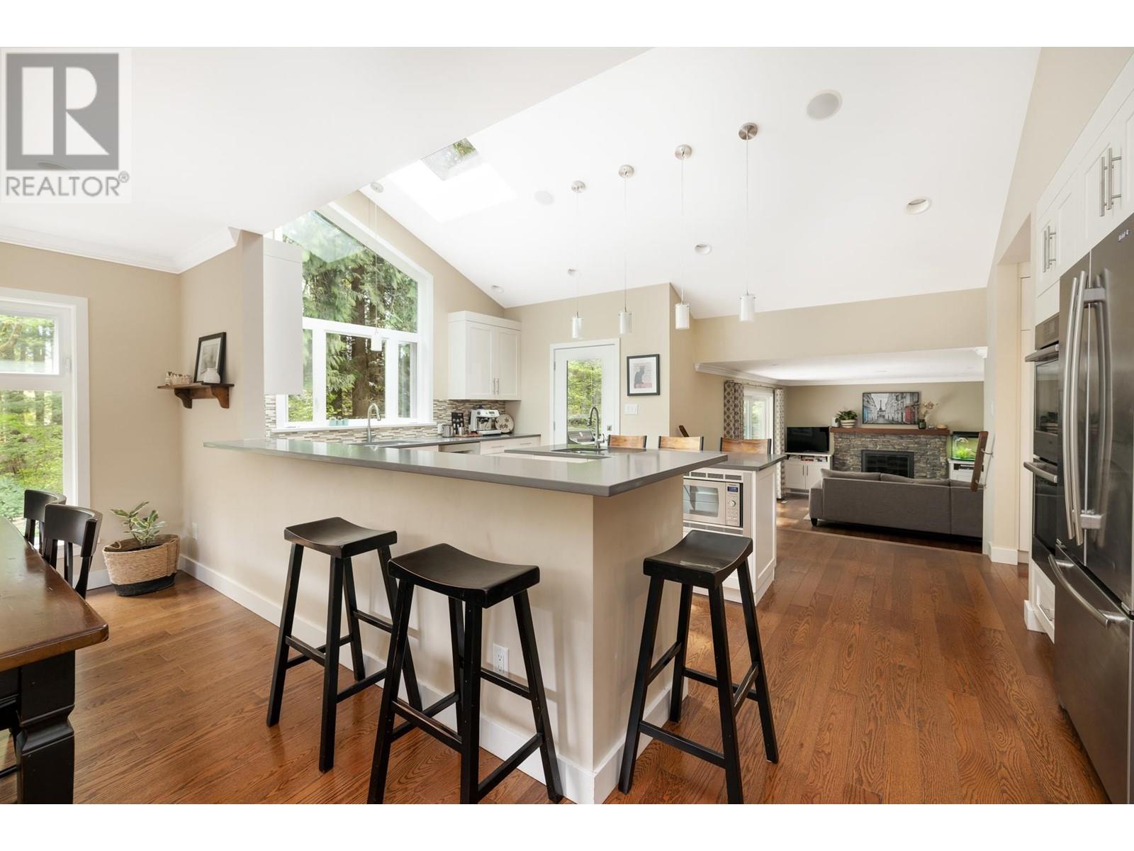 4671 Underwood Place, North Vancouver, British Columbia  V7K 3A3 - Photo 11 - R3000693