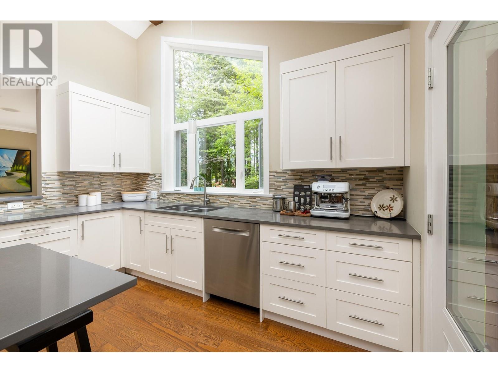4671 Underwood Place, North Vancouver, British Columbia  V7K 3A3 - Photo 15 - R3000693