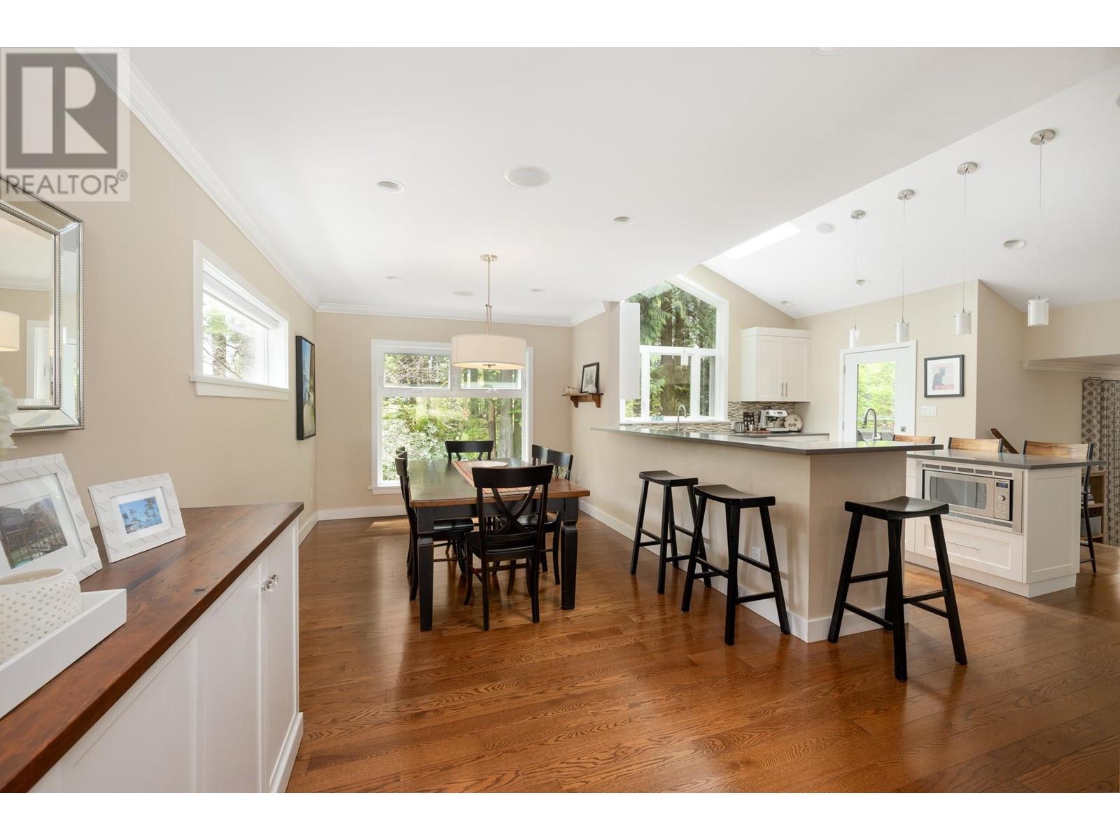 4671 Underwood Place, North Vancouver, British Columbia  V7K 3A3 - Photo 10 - R3000693