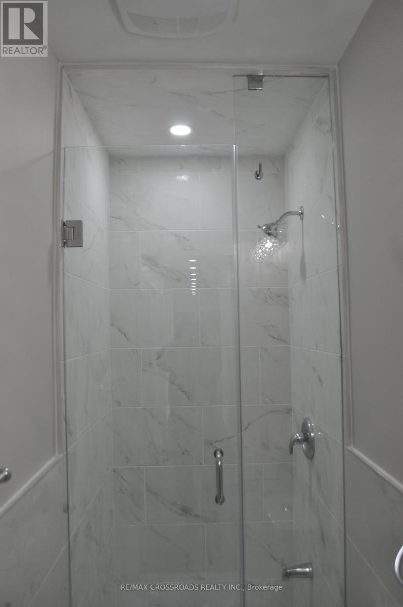 120 Hiscock Boulevard, Toronto, Ontario  M1G 1T4 - Photo 17 - E12139055