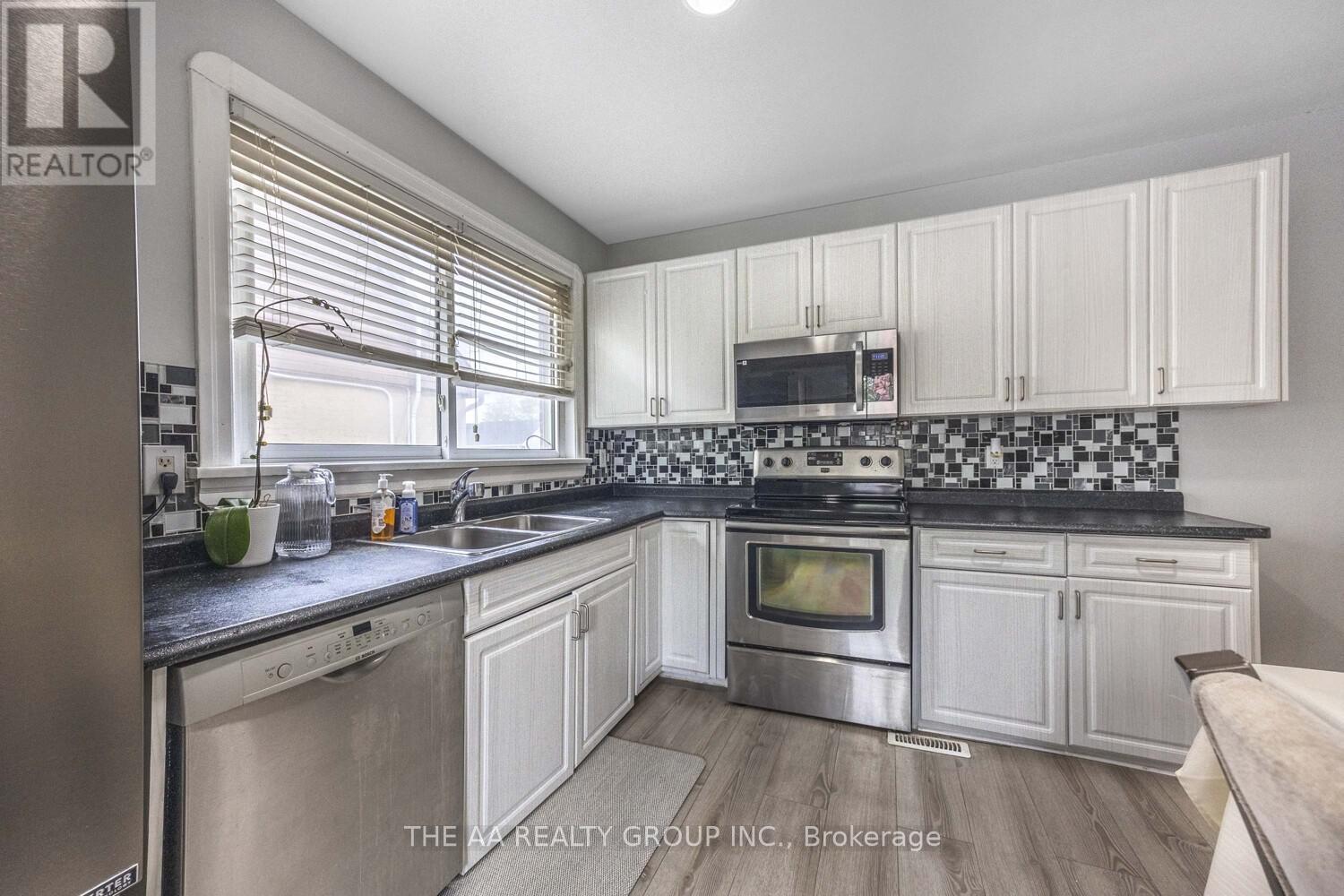 233 Mcnaughton Avenue S, Oshawa, Ontario  L1H 3B7 - Photo 13 - E12139060