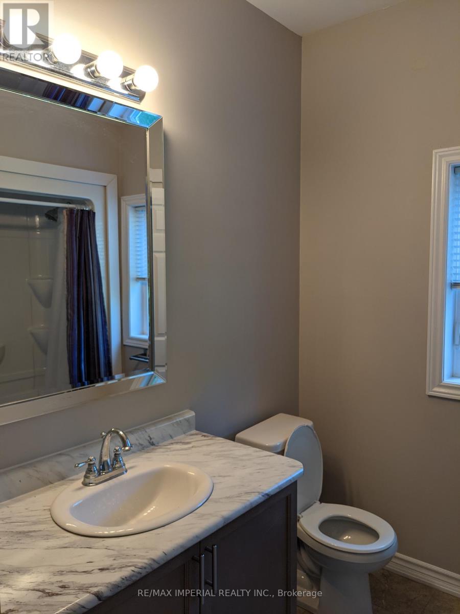 Main Floor - 270 B Riverside Drive, Kawartha Lakes (Bobcaygeon), Ontario  K0M 1A0 - Photo 6 - X12139045