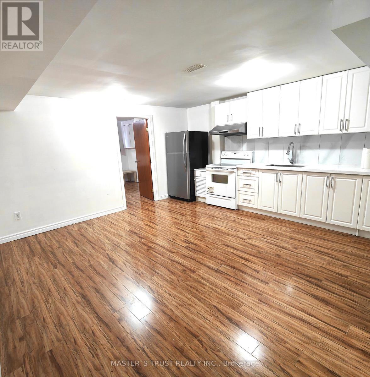 185 SIMPSON AVENUE, Toronto, Ontario
