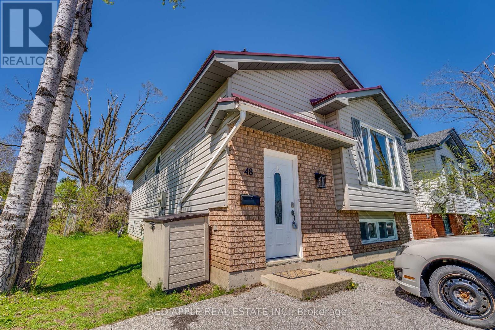 Property at 48 LOUISE LANE image 1