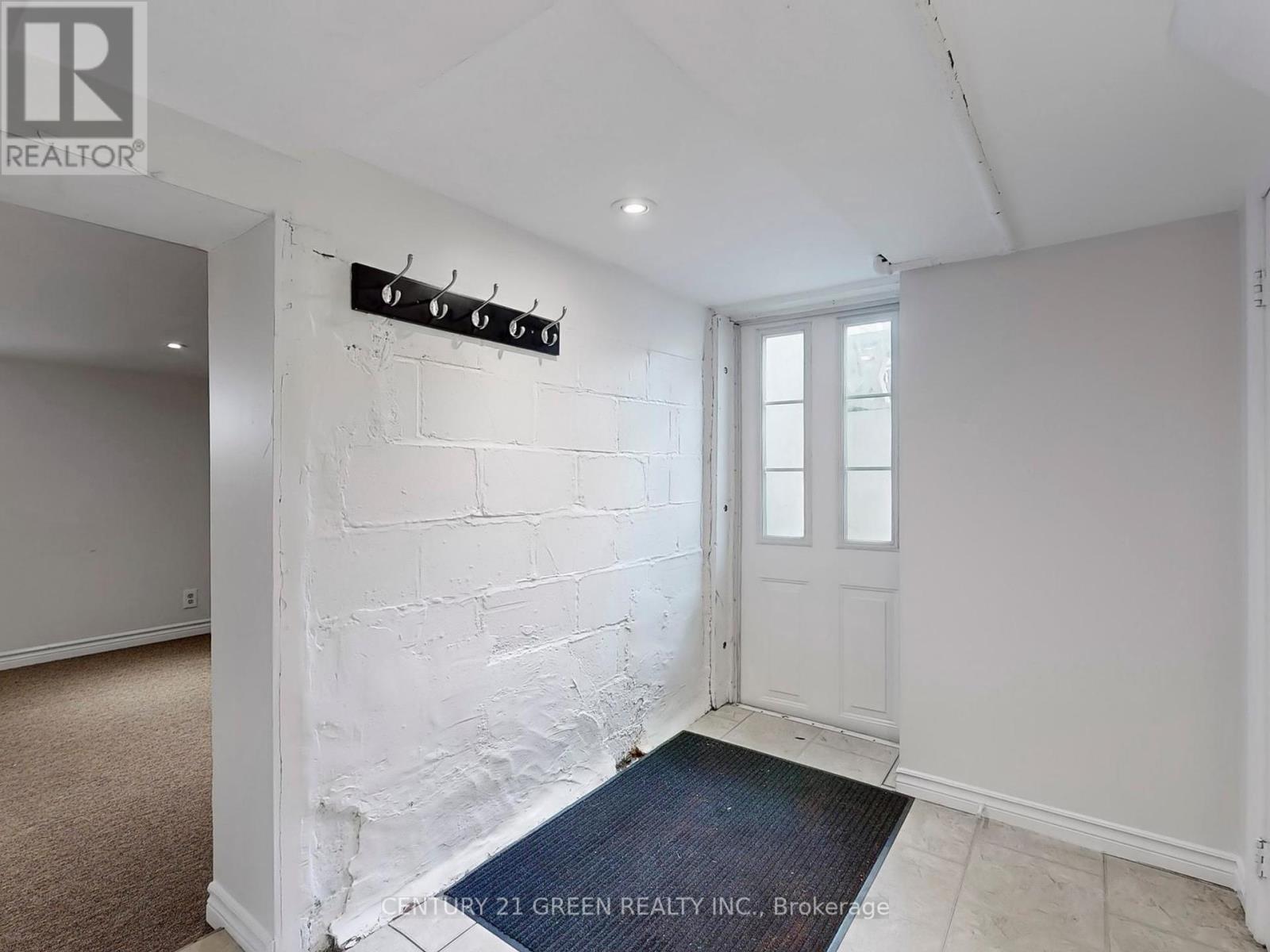 4 Mcmurchy Avenue S, Brampton (Downtown Brampton), Ontario  L6Y 1X9 - Photo 20 - W12136128