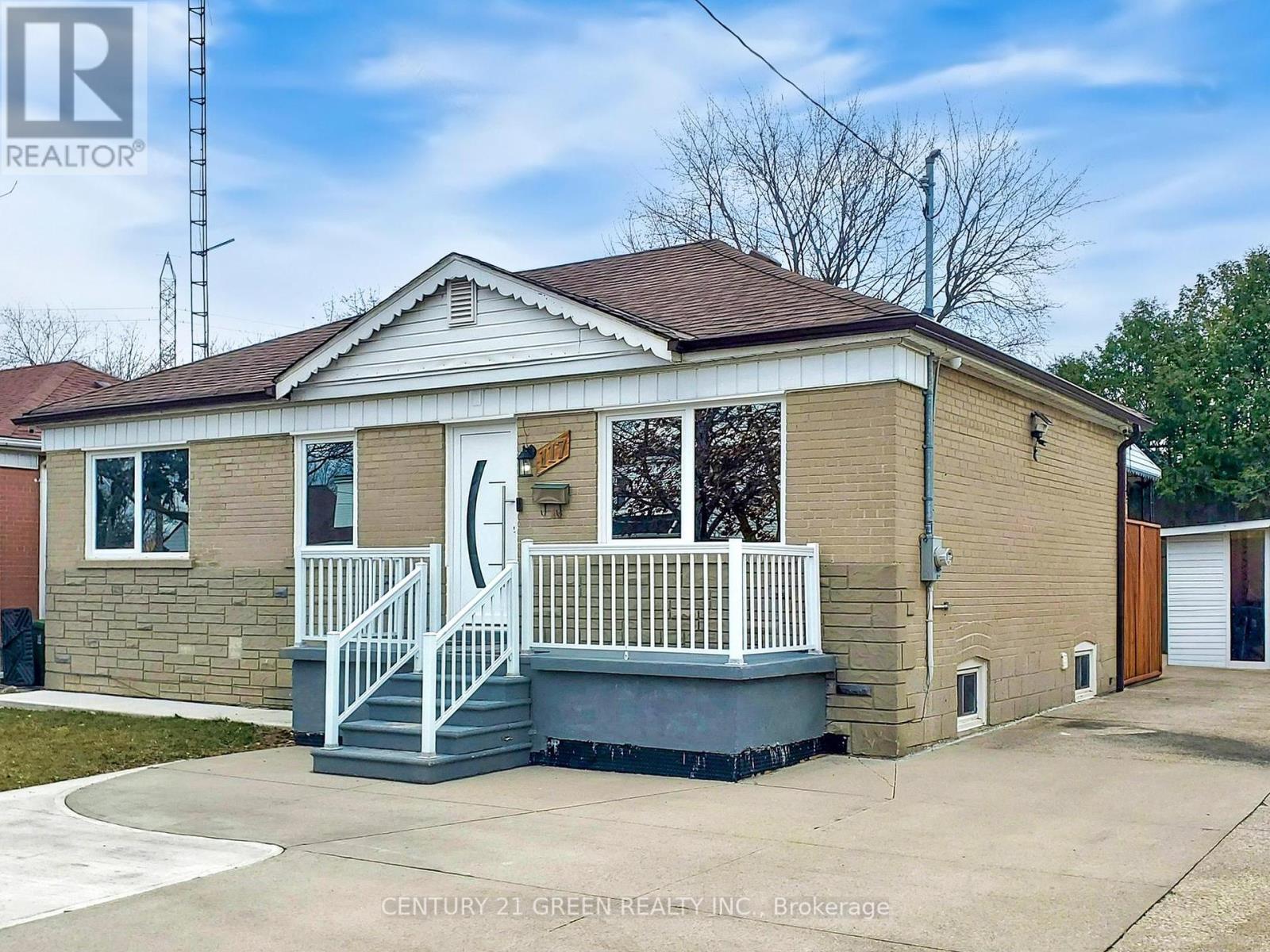 117 Redwater Drive, Toronto, Ontario  M9W 2A3 - Photo 47 - W12055574