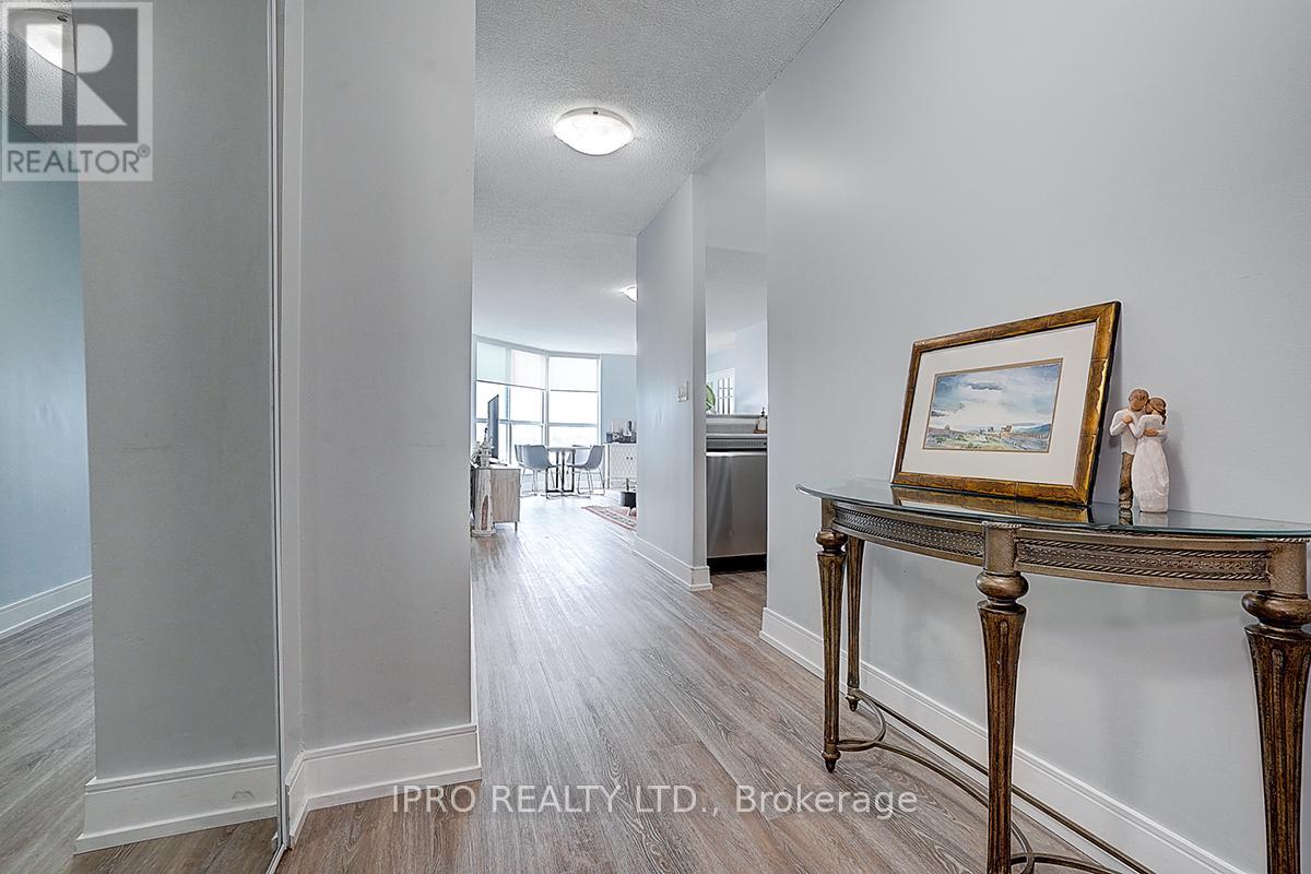 Property at 903 - 140 DUNLOP STREET E image 2
