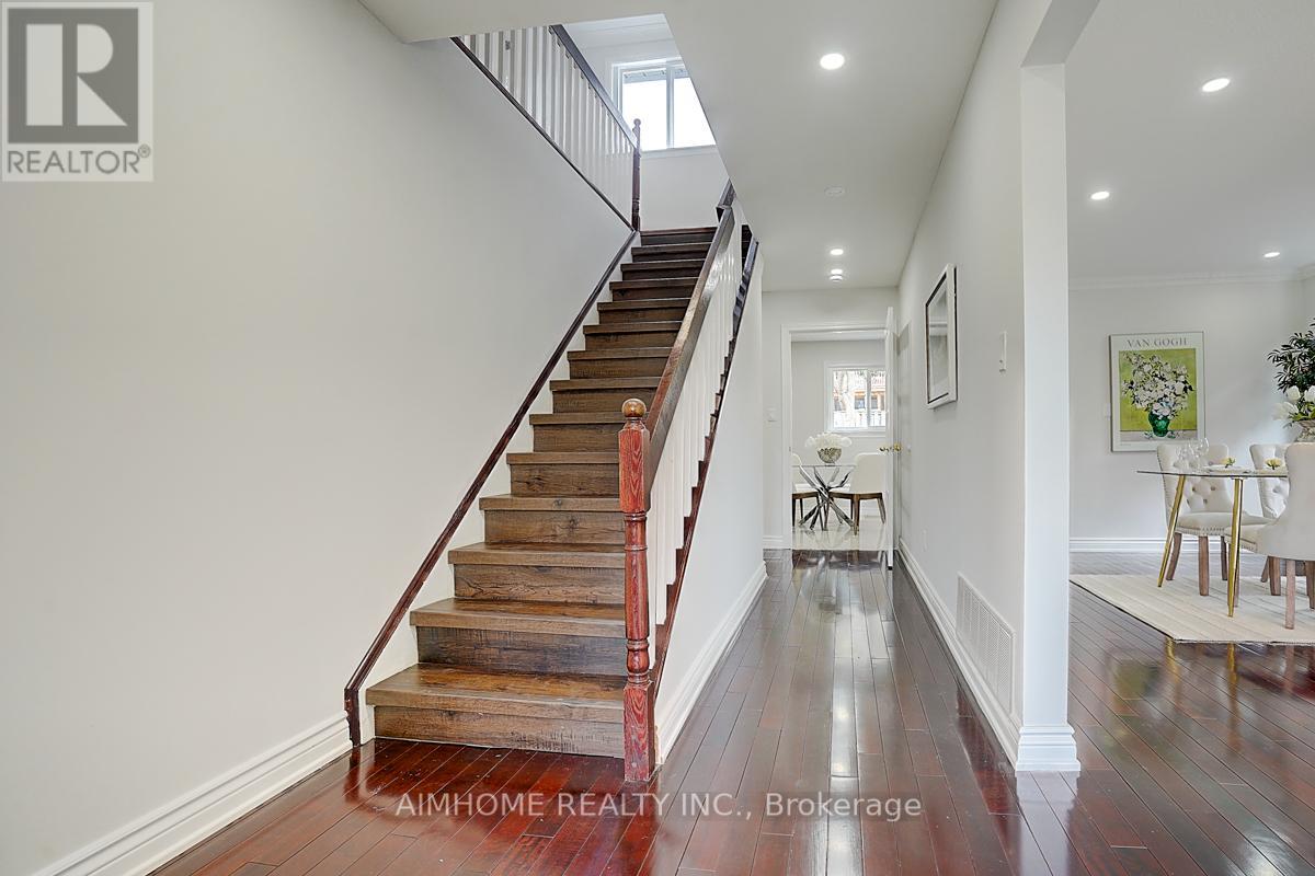 5 O'shea Crescent, Toronto, Ontario  M2J 2N4 - Photo 3 - C12139106