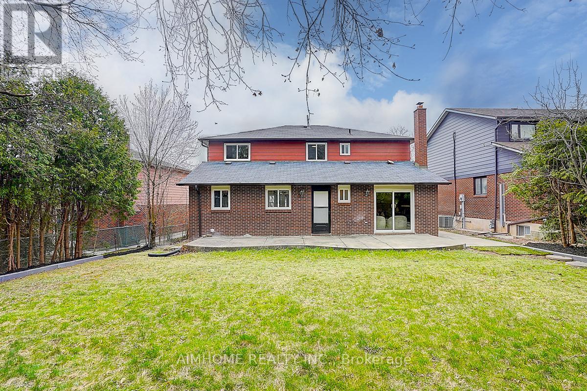 5 O'shea Crescent, Toronto, Ontario  M2J 2N4 - Photo 37 - C12139106