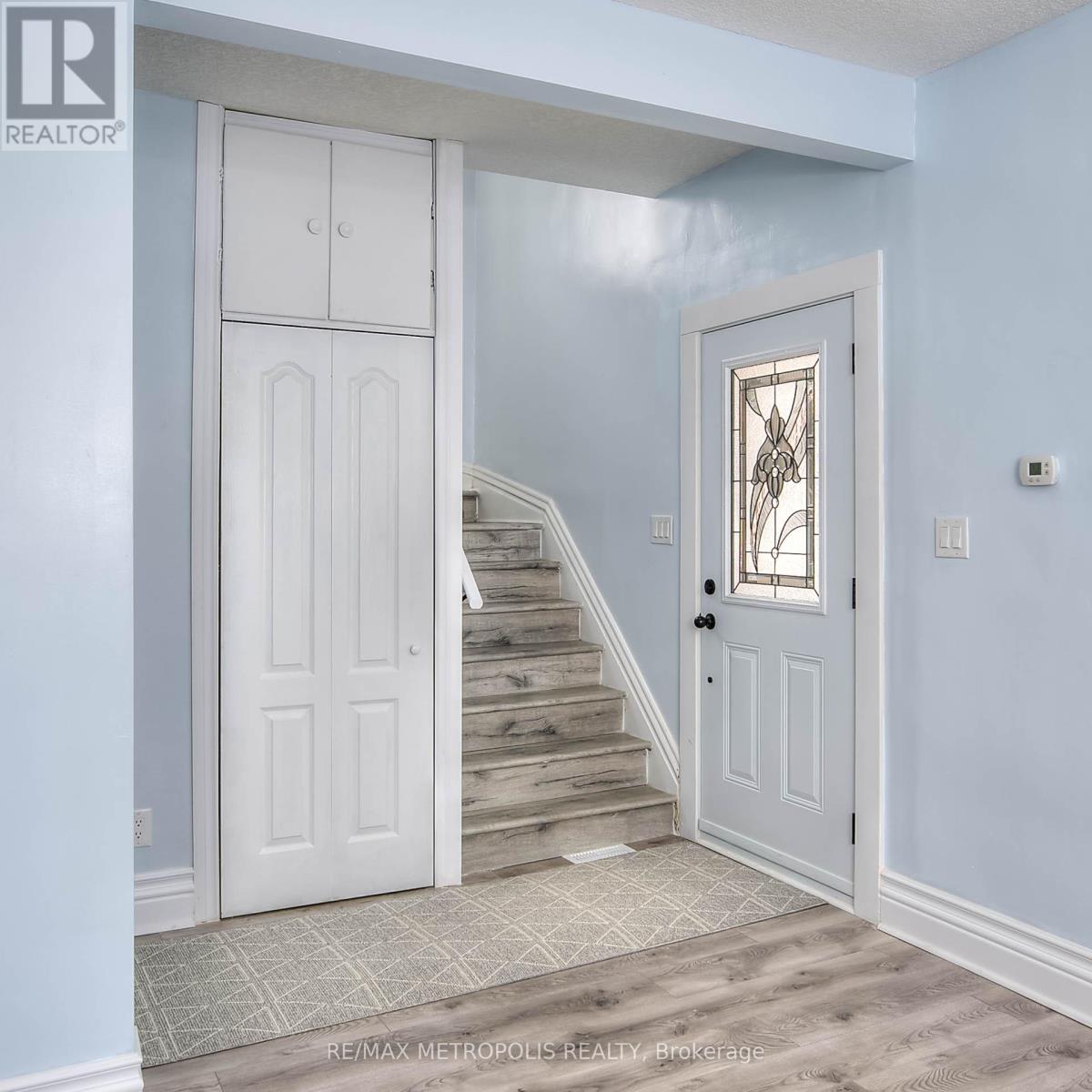 Property at 539 MOORE STREET image 5