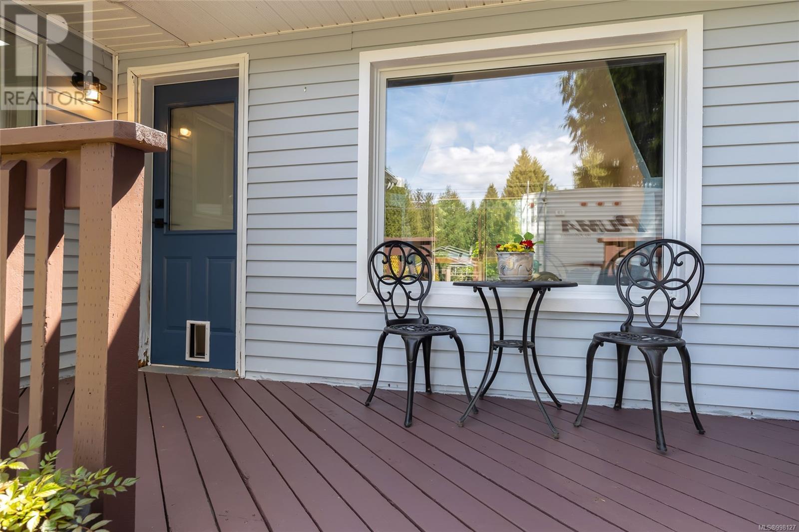 Property at 1466 Edwin Rd image 3