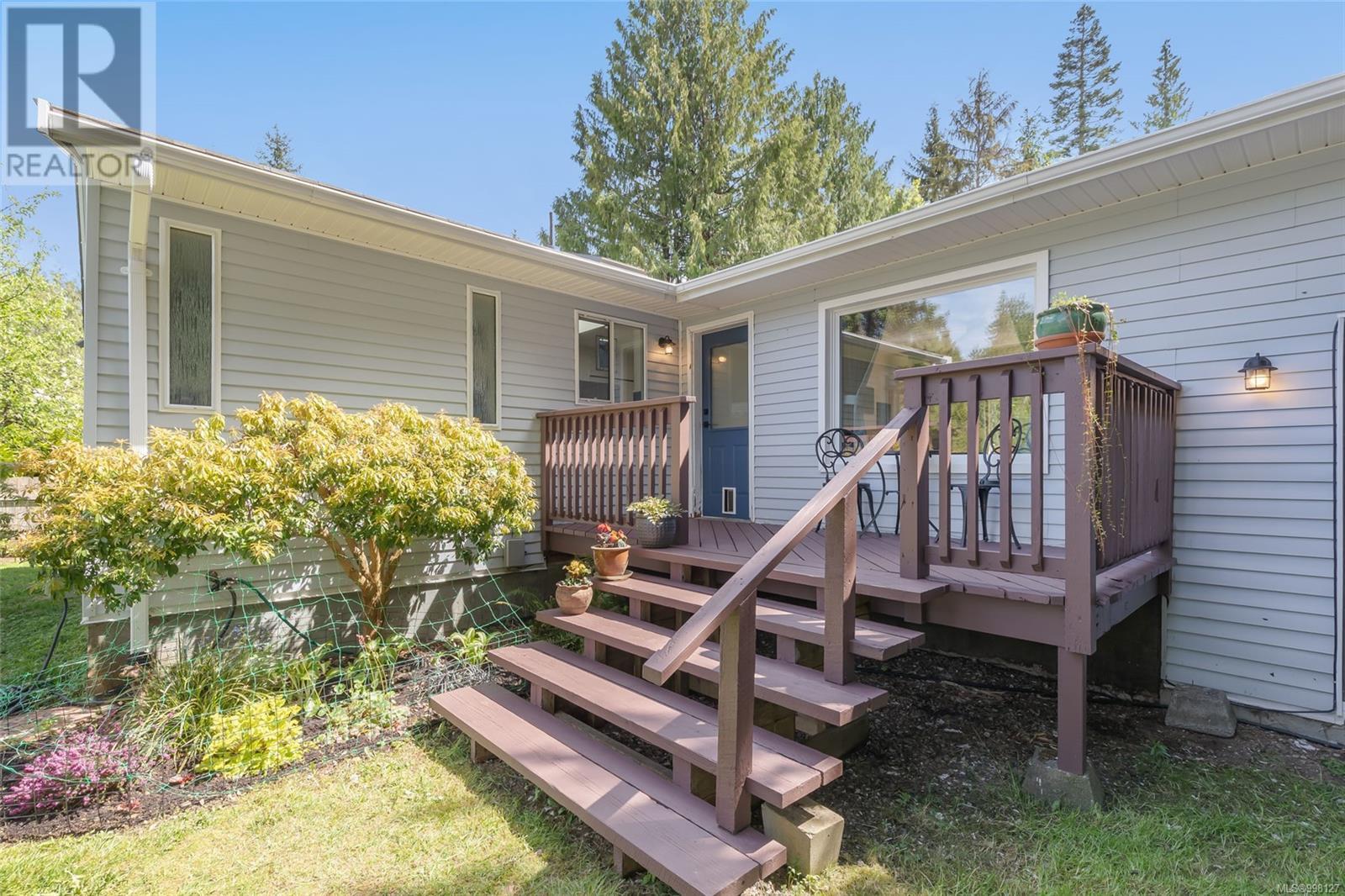 Property at 1466 Edwin Rd image 4