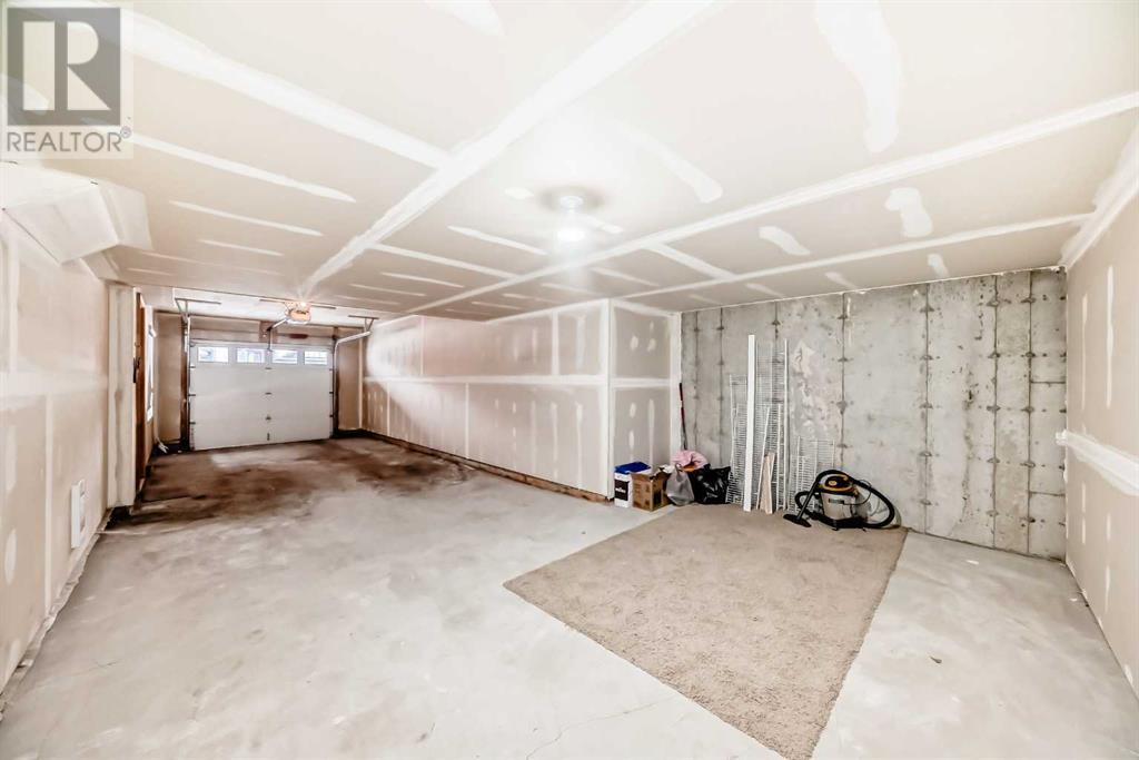 61 Kinlea Way Nw, Calgary, Alberta  T3R 0S2 - Photo 10 - A2205605