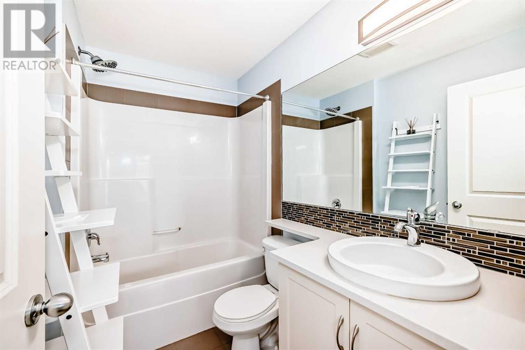61 Kinlea Way Nw, Calgary, Alberta  T3R 0S2 - Photo 34 - A2205605