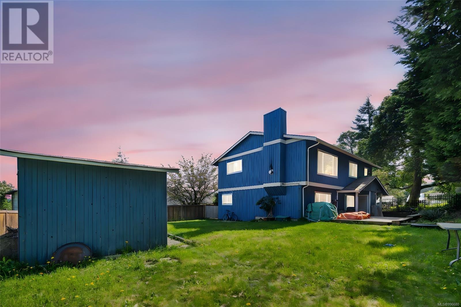Property at 798 Cecil Blogg Dr image 3