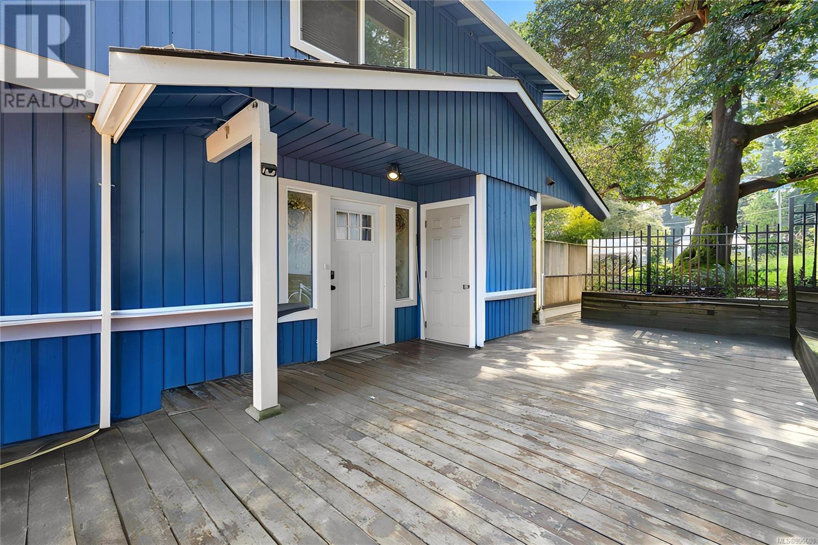 Property at 798 Cecil Blogg Dr image 2