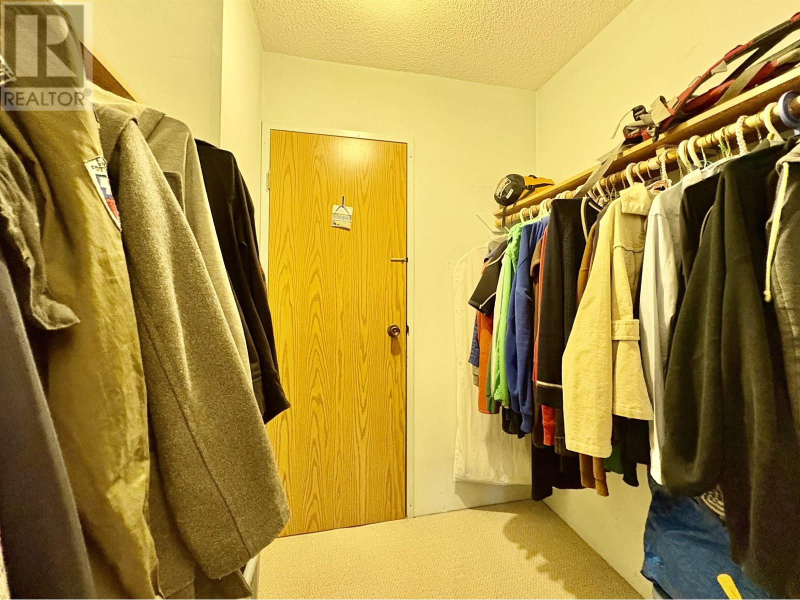 Listing Picture 19 of 27 : 312 9880 MANCHESTER DRIVE, Burnaby / 本拿比 - 魯藝地產 Yvonne Lu Group - MLS Medallion Club Member