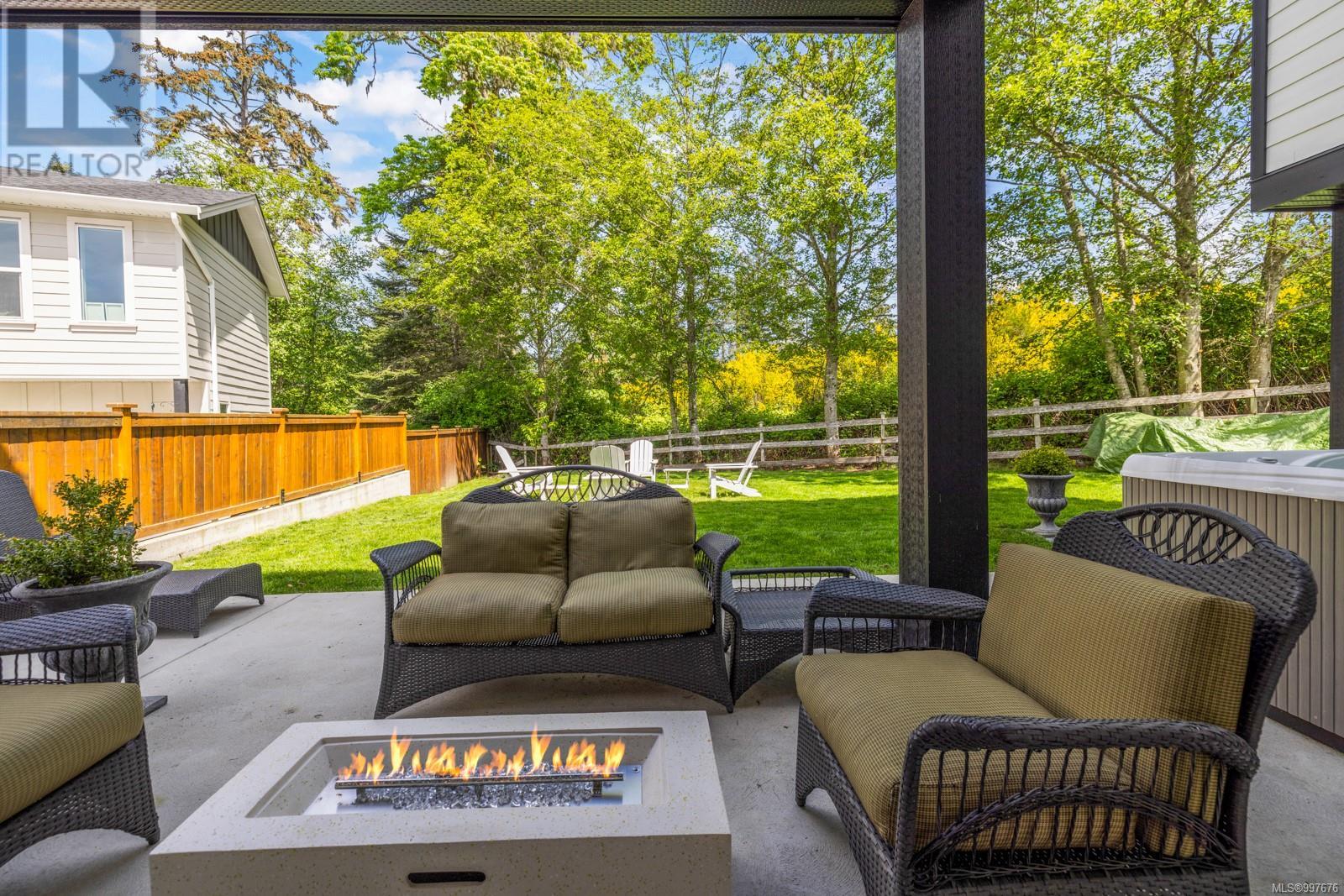 Property at 2000 Stone Hearth Lane image 4
