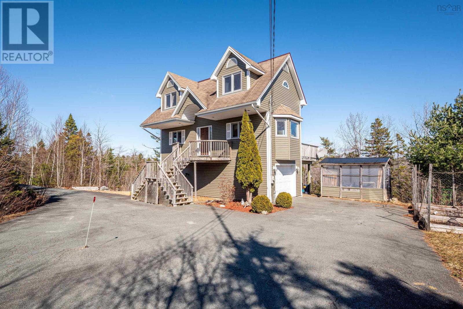 Property at 31 Limestone Avenue image 2
