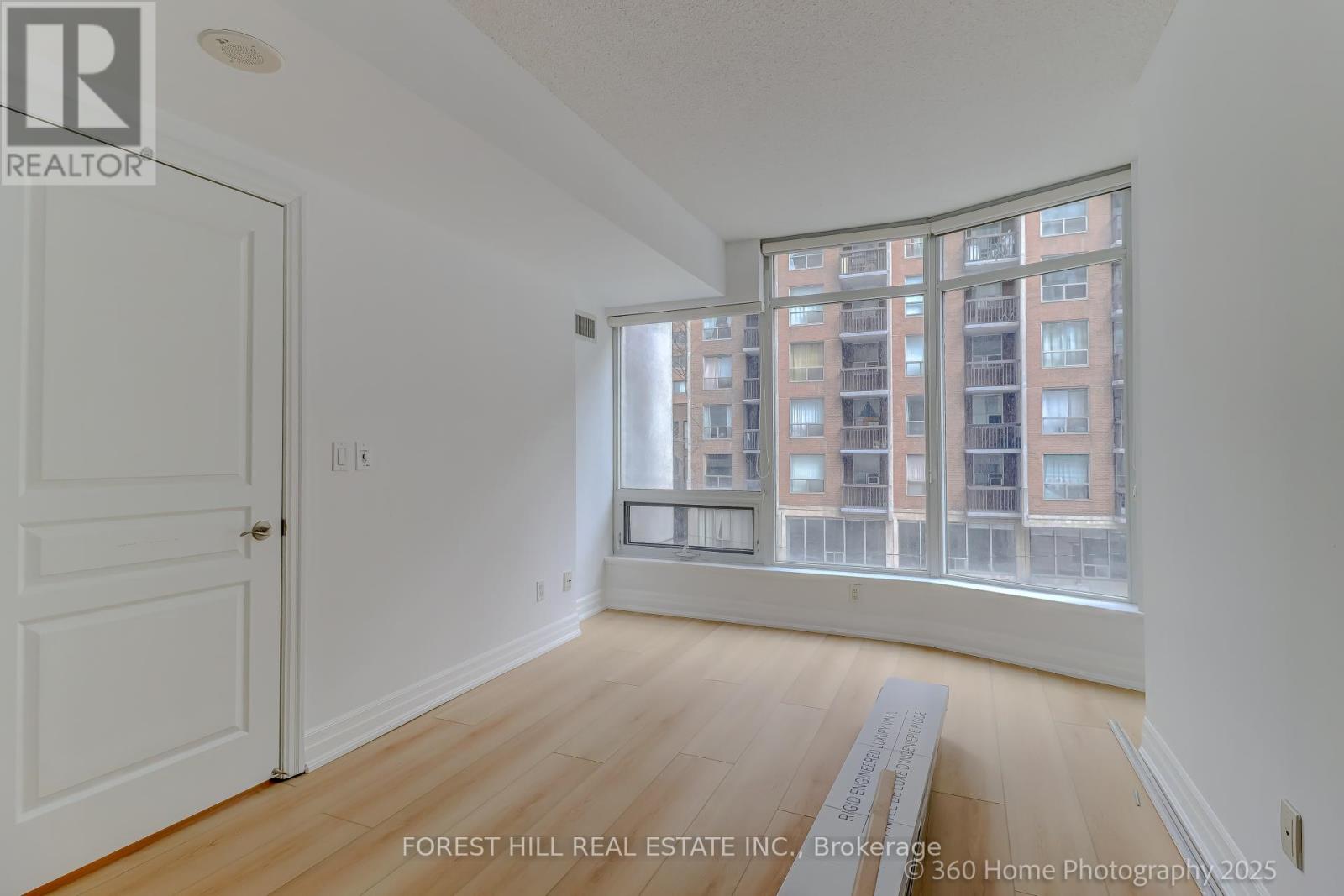 302 - 8 Scollard Street, Toronto, Ontario  M5R 1M2 - Photo 29 - C12137610
