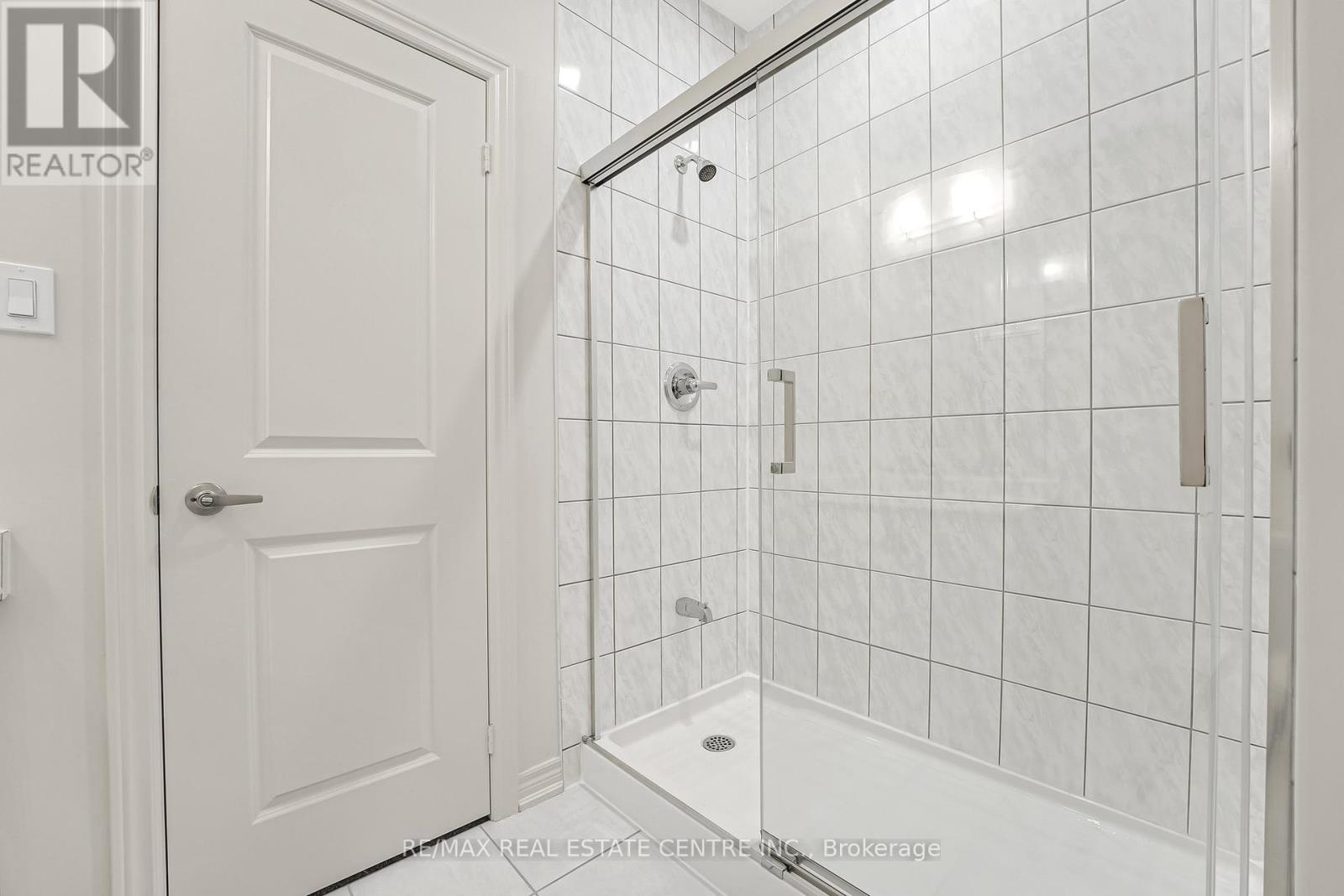 19 Lidstone Street, Cambridge, Ontario  N1R 5S2 - Photo 29 - X12139109