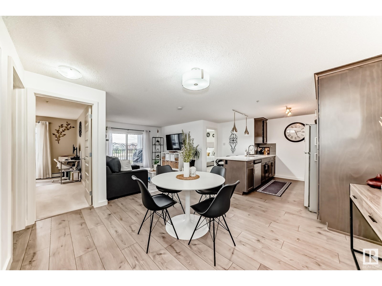 Property at #306 4008 SAVARYN DR SW image 1