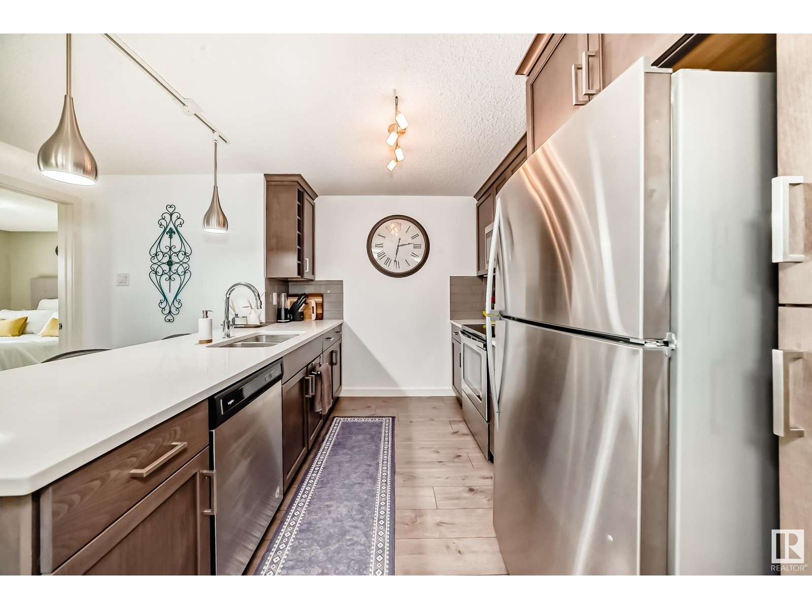 Property at #306 4008 SAVARYN DR SW image 5